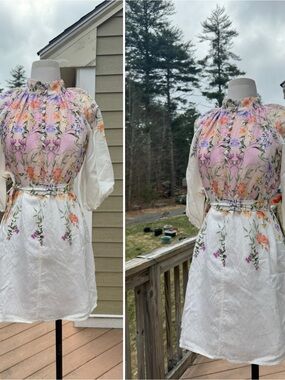 Floral Puff-Sleeve Ruffled Neck Dress in Pink and White